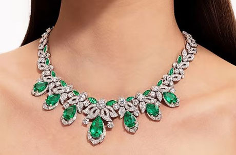 Bulgari's Latest High Jewelry Collection Pays Homage to Its Birthplace and  Oldest Muse: Rome