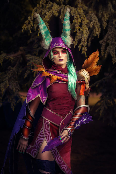 Xayah, Legue of Legends (Concept Art) Cosplay: Krystl Cosplay Photo: Baki Fotografie