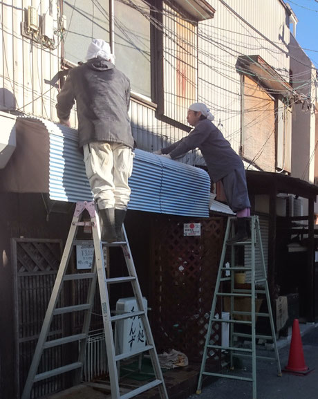 エクステリアリフォーム工事 テラス屋根の設置