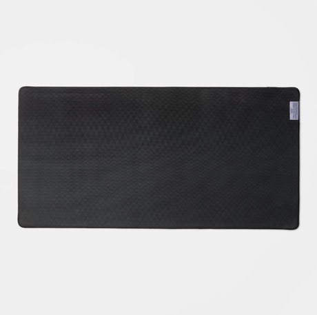 Fantomacs-FantoDeskPad-back-view
