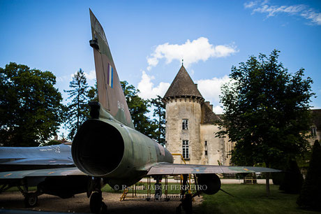 château savigny les beaune, abarth, road trip, LIR, lotus, lotus élise, caterham, speedster,avion de chasse, rachel jabot ferreiro, erjihef photo