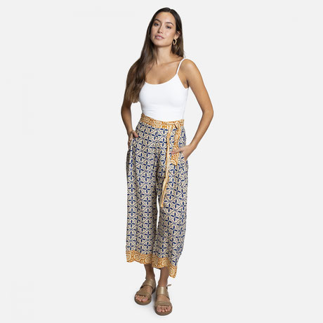 Boho-Soul-Hose, Viskose, € 59.00, S/M, L/XL.