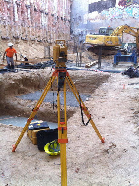 Replanteo de cimentación, obra en ciudad de Madrid 