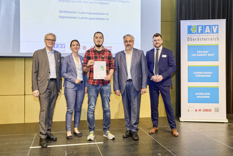 Überreichung erfolgreich abgeschlossen