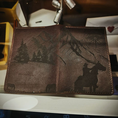 artisan sellier rhone alpes auvergne cuir france étui porte passeport 