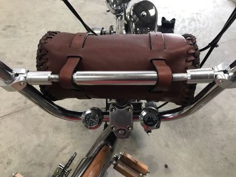 sacoche CHARVIN GUIDON boudin de selle en cuir