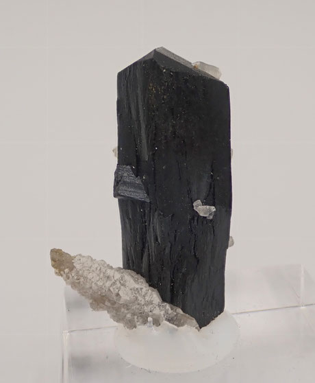 Ilvaite