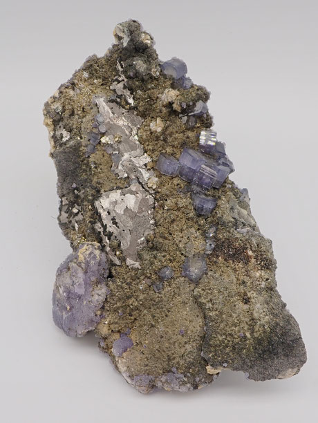 purple panasqueira apatite