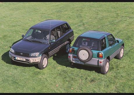 Mit der Einführung des ersten RAV4 im Jahr 1994 legte Toyota das Fundament für das heute so populäre Segment der Sports Utility Vehicles.