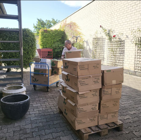 Anlieferung Fa Berkele_Foto:Thelen