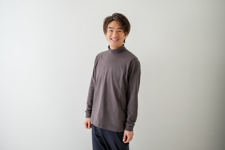 三上英和 ひでんち hidenchi カメラマン フォトグラファー 写真撮影 出張撮影 子供写真 家族写真 ニューボーンフォト バースデーフォト お宮参り 岐阜 福井 名古屋 各務原 瑞穂 岐南 羽島 海津 大垣 本巣 山県 関 美濃 美濃加茂 多治見 可児 郡上 池田 神戸 北方 笠松 フォトジェニック 百日参り フォトスタジオ スタジオ撮影 人気 おすすめ アルバム 年賀状 加工 コラージュ カジュアル 服装 赤ちゃん 衣装 一歳 お揃い 記念 コーデ 私服 紅葉 桜 三人 四人 小学生 幼児