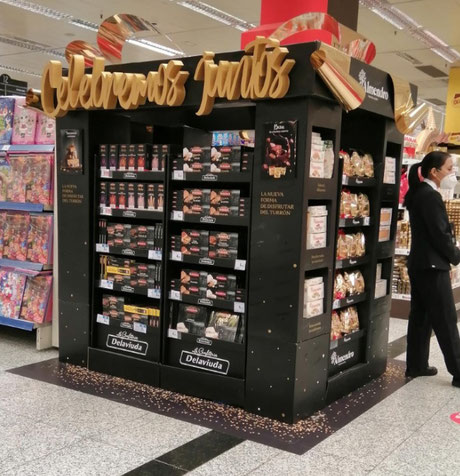 Celebremos Juntos, texto corporeo para Isla Venta de Dulces Navideños en Supermercados