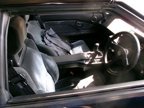 AW11 MR2 シートベルトが出ない