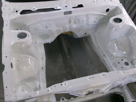 AE86トレノ フルレストアボディ 販売