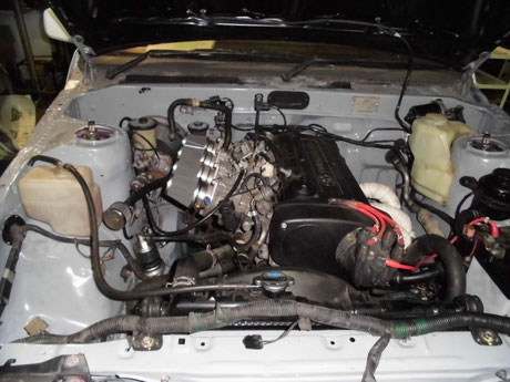 AE86トレノ 5バルブ エンジン 組み付け