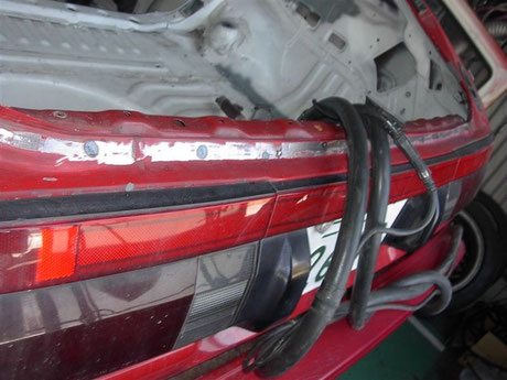ＡＥ８６レビン　ﾘﾔﾊｯﾁ開口部スポット増し