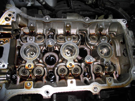 L235S エッセ　タイミングチェーン取外し
