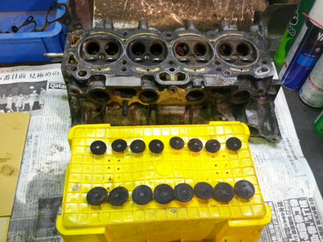 AE92 バルブ取外し