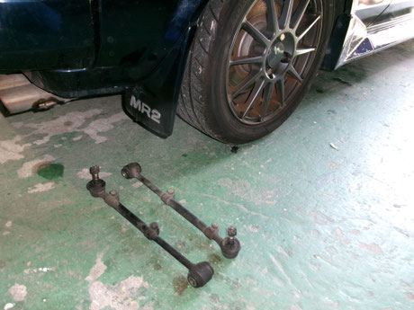 AW11 MR2 トーコントロールアーム交換