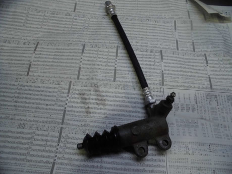 AE86 クラッチホース交換