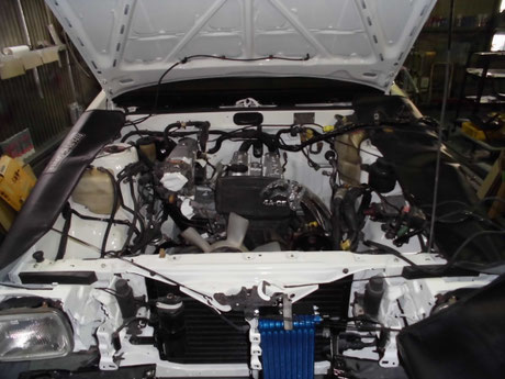 ＡＥ８６トレノ　エンジン取付け