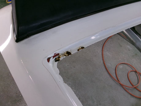 AE86 リヤハッチ 錆修理