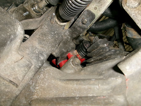 AW11 MR2 Clutch release cylinder overhaul