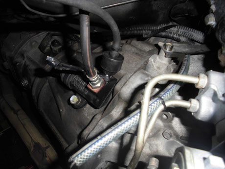 S14シルビア　クラッチレリーズシリンダー