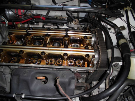 ＥＫ９　カムカバー