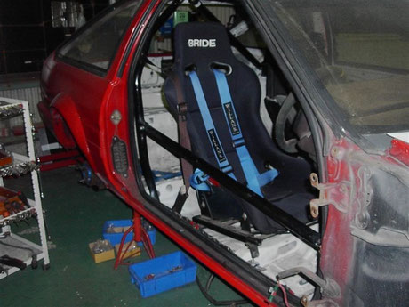 AE86 サイドバー取り付け