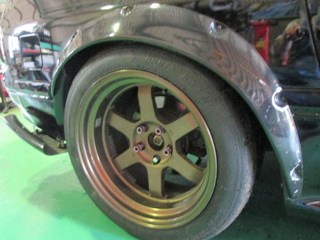 FC3S RX7 リヤフェンダー