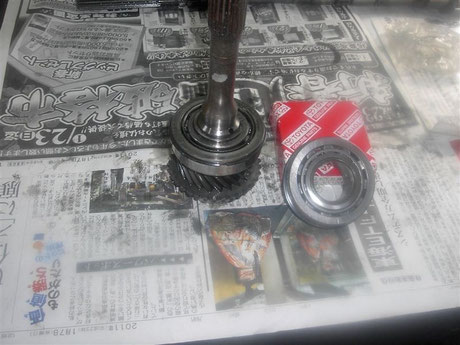 AE86 インプットシャフトベアリング
