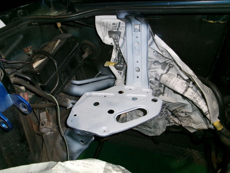 AW11 MR2 バッテリー台 修理