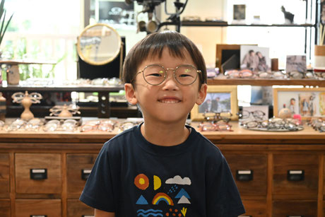 ◎フレーム：BCPC Kids／BK-017JR　◎レンズ：HOYA／1.60薄型非球面レンズ