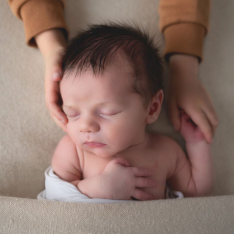 photographe naissance - photographe bebe - photographe Saint Pathus - photographe Seine et Marne - photographe Meaux -photo de famille originale