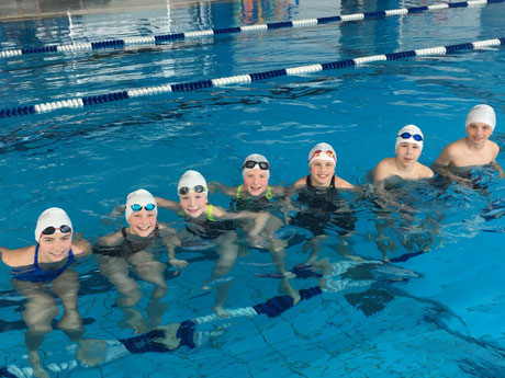 Die Gruppe nach dem Einschwimmen