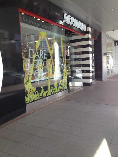 Sephora Store front in Scottsdale Quarter. Posted in Yelp by Alicia G. in January 19, 2014.