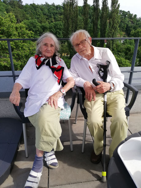 Zdenka Vorlová a Milan Sobotka v Řeporyjích, červen 2021 (foto Martin Bojda)