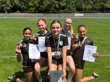 Bronze-Team des LAZ, von links: Amira Mohsen, Selma Zentner, Karla Marel, Luise Blum, vorne Ella Fliegner