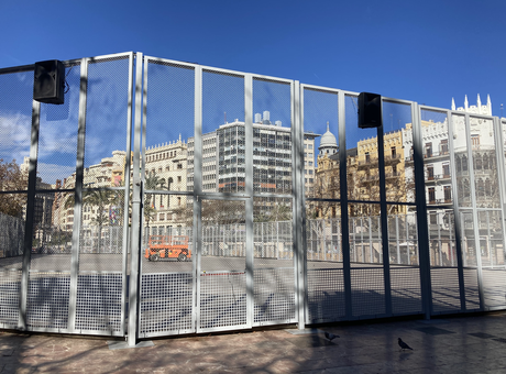 Mascletá en la Plaza del Ayuntamiento