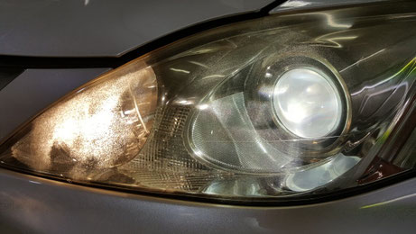 レクサスis ヘッドライトの黄ばみ汚れ ひび除去 埼玉 車磨き専門 アートディテール レクサスis ヘッドライトの黄ばみ汚れ ひび除去 埼玉 車磨き専門 アートディテール