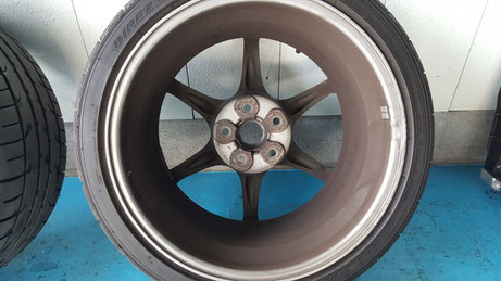 bnr34純正ホイール裏側のダスト アルミホイールの汚れ スカイラインGT-R