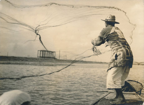 Photographie : pêcheur au Japon