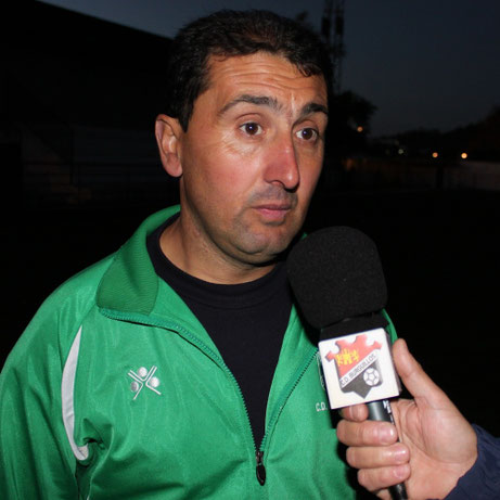 TONI BENAVIDES ENTRENADOR DEL C.D.BURGUILLOS