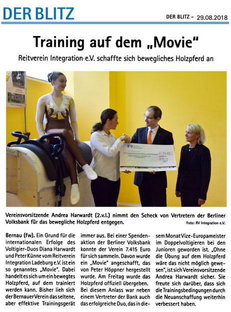 Offizielle Übergabe des "Movie" von der Berliner Volksbank an den RVI, erschienen am 29.08.2018 in "Der Blitz"