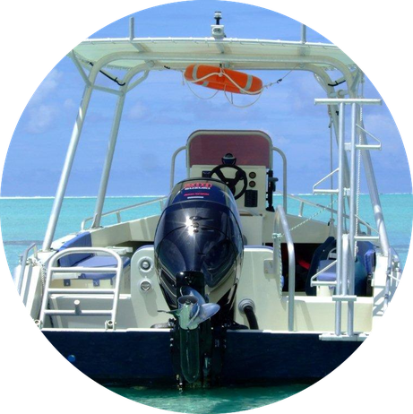 Comfortable boat of HiRO DiVE BORA BORA