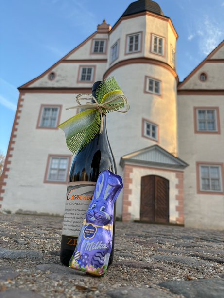 schloss-königs-uwsterhausen-mit-osterüberraschung.jpg