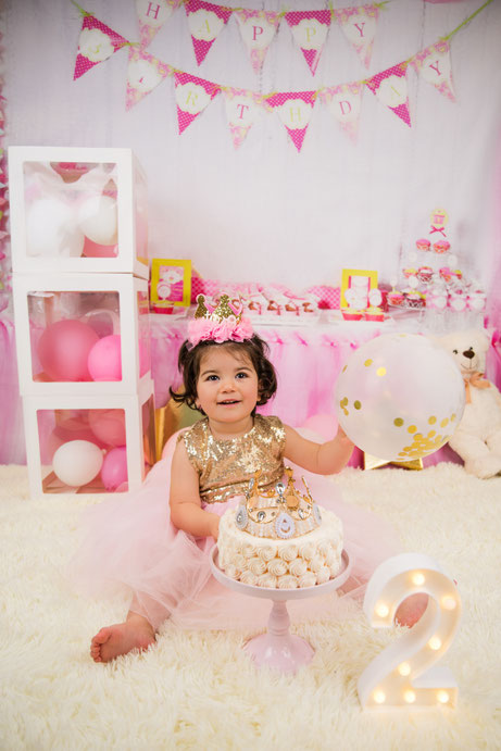 Teddyberen en ballonnen in cake smash shoot