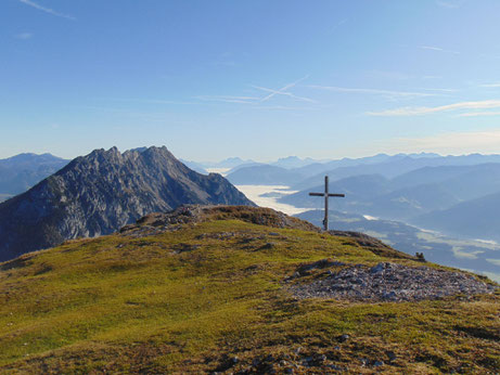 Gipfel des Stoderzinkens, im Hintergrund das Ennstal