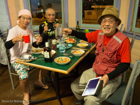 無事に本日も終わり。豪華な食卓です!